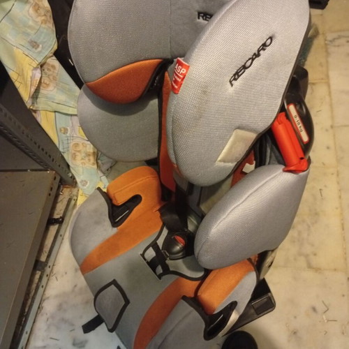 Recaro Baby Car Seat like new, gray color