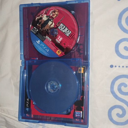 Red Dead Redemption II PS4 game new, excellent condition