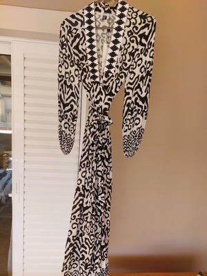 A.L.E. dress new, black and white, size small with sleeve