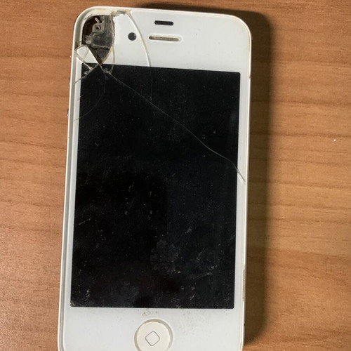 iPhone 4S (A1387) used, white for parts or repair