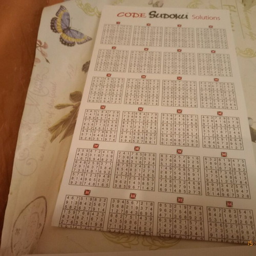 Sudoku board game in excellent condition with magnetic board