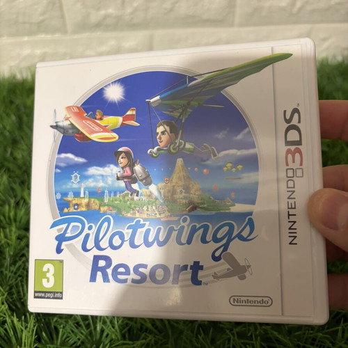 Pilotwings Resort Nintendo 3DS game used in excellent condition