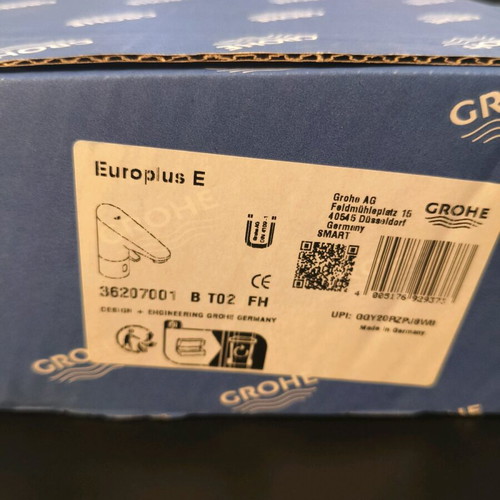 Grohe basin faucet with sensor sealed new