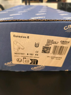 Grohe basin faucet with sensor sealed new
