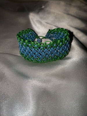 Macrame bracelet like new, handmade, blue and green