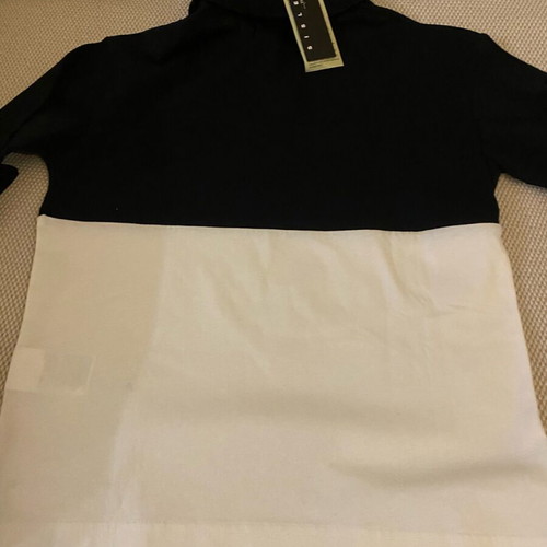 Sisley spring t-shirt for boys 7-8 years new, black and white