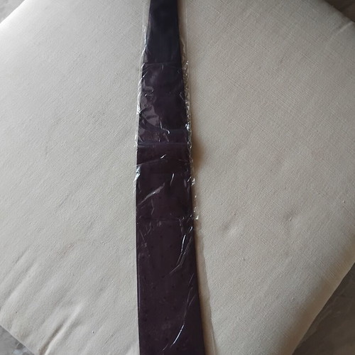 Tie like new, unused