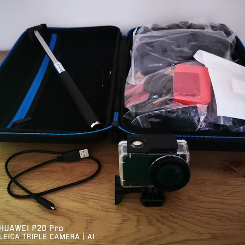 Xiaomi Mijia Action 4K Camera like new with accessories and memory card