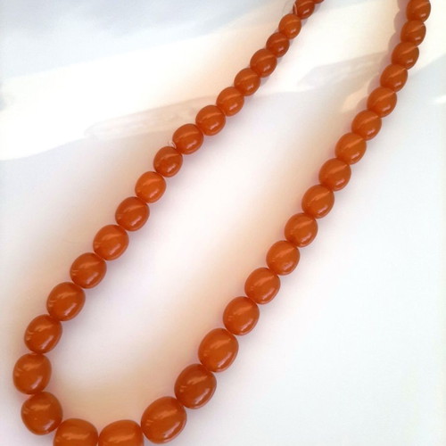 Necklace from authentic old Baltic cognac amber used, 70.25 g