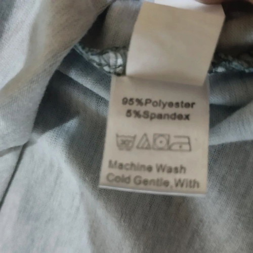 Emery Rose t-shirt size S, new, grey-green colorful
