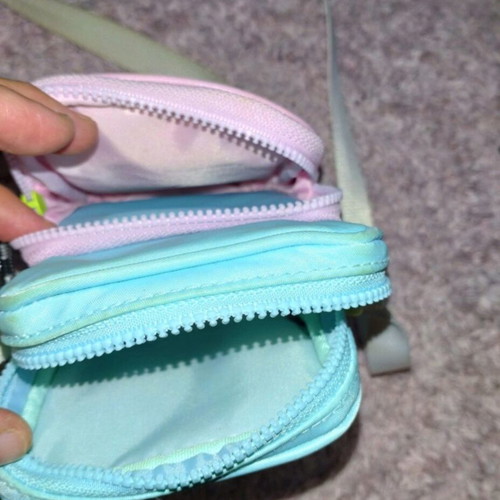 Lazy Wave H&M crossbody bag like new, blue and pink