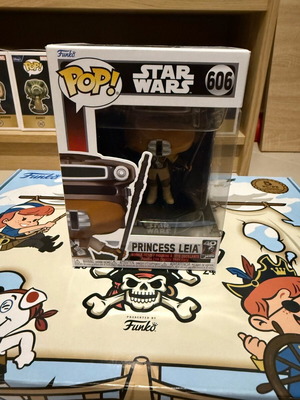 Funko POP! Star Wars Princess Leia 40th Anniversary figure like new #606