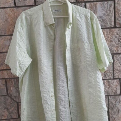 Men's short-sleeve shirt like new, sizes L and 3XL