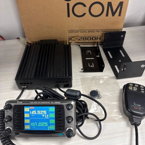 Icom IC-2800 V/U with MB-65 front panel base like new