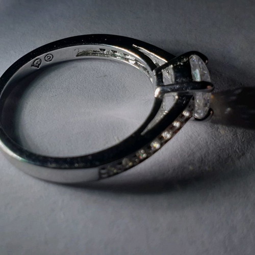 Swarovski silver ring size 55, new, adorned with zirconia