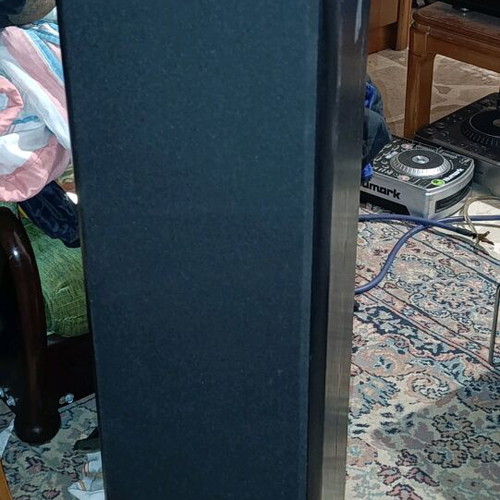 Magnat Supreme Court 2002 floor speakers like new