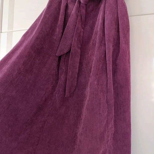 Secret corduroy midi skirt with pleats new, purple