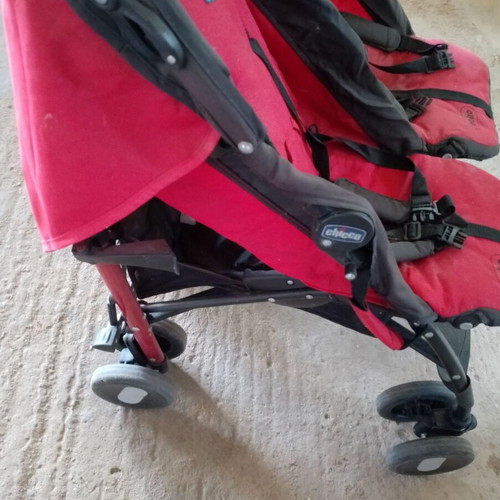 Chicco Echo Twin twin stroller used, Garnet