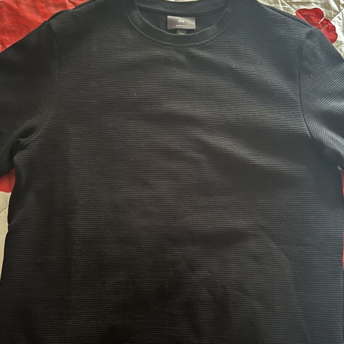 H&M men's black T-shirt size S