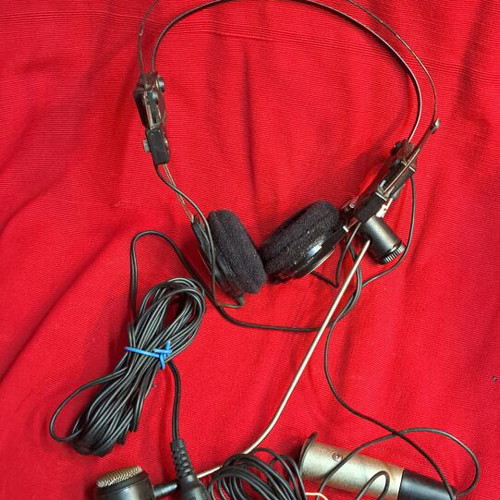 JVC H-V1 Vintage headphones used with microphone wired