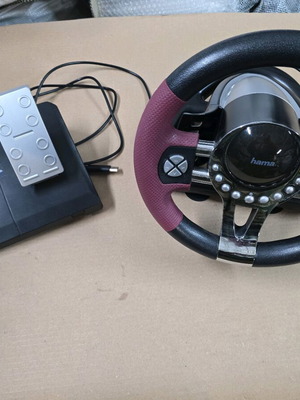 Hama Thunder V5 PS3 Racing Wheel used for PlayStation 3