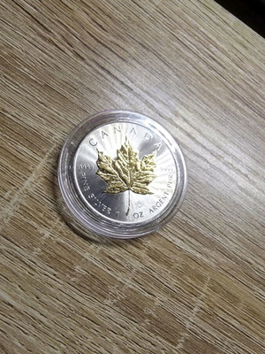 Canadian Leaf silver coin 1oz with gold new