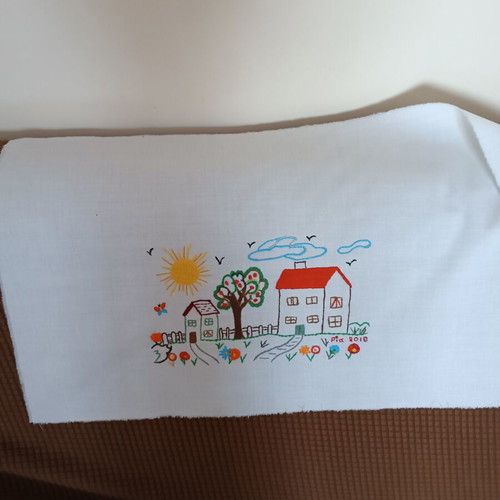 Hand Embroidery with Child Theme like new