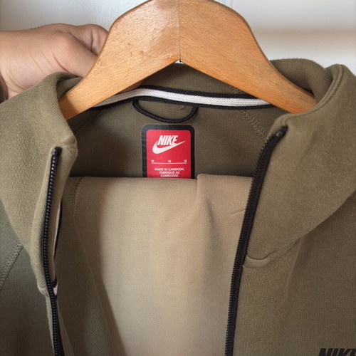 Nike Tech Fleece jacket used, brown and green, size M