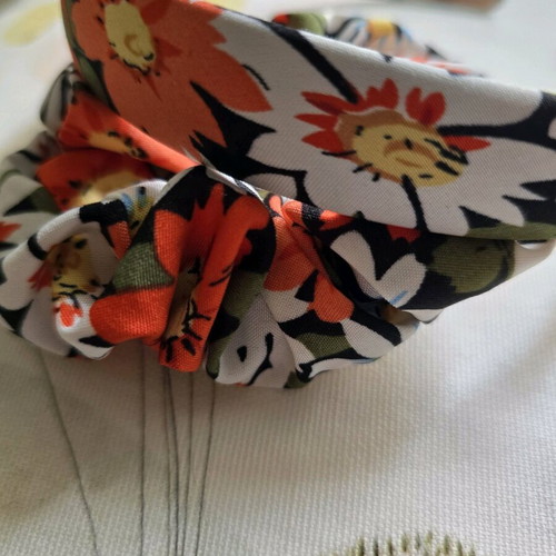 Set of colorful headband and scrunchie orange, new