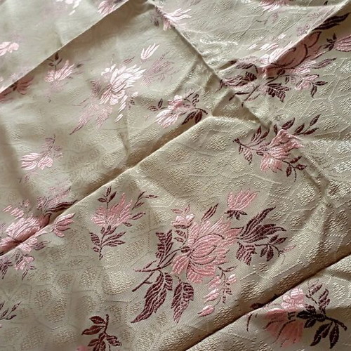 Quilt like new with exquisite fabric and unique aesthetic, 2.09x2.26 m