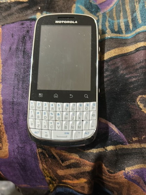 Motorola XT311 κινητό τηλέφωνο μεταχειρισμένο, άσπρο, μέχρι 7.9 MP κάμερα
