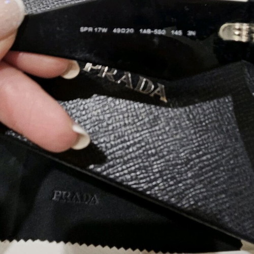 Prada γυαλιά ηλίου μαύρα σαν καινούργια, αυθεντικά