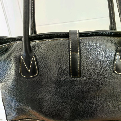 Leather shoulder bag used, black with ecru stitching