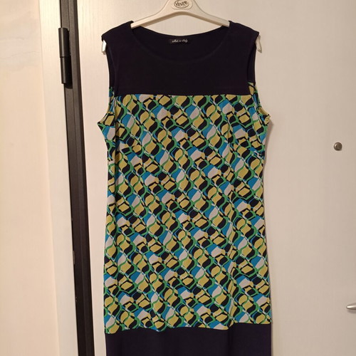 Sleeveless dress like new, geometric pattern, blue and green, XXL
