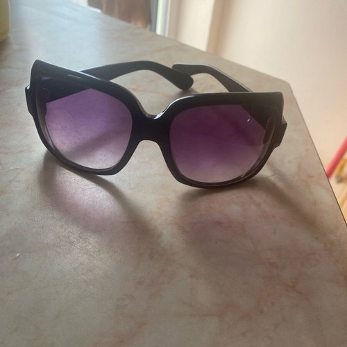 Envy women's sunglasses used, black
