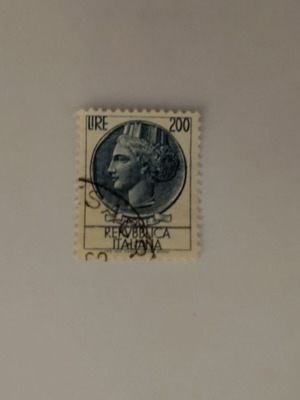 Italian collectible stamp 200 Lire Repubblica Italiana like new