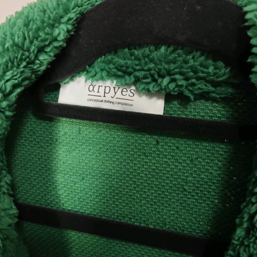 Arpyes Fleece Oversized pullover like new, green with pink trim