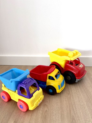 Plastic toy trucks used, pack of 3