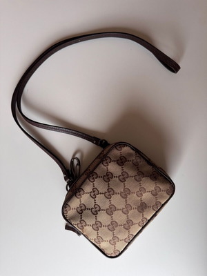 Gucci vintage mini crossbody bag like new, beige brown GG monogram