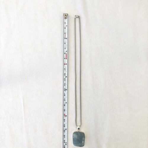 Aquamarine pendant and 925 silver chain new