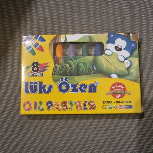 Oil pastels new, set of 8 colors
