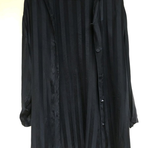100% silk robe Familet size L used, dark navy