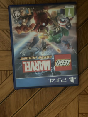 Lego Marvel Super Heroes PS4 game like new