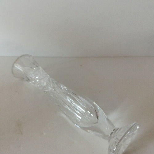 Vintage crystal bud vase with starburst carving