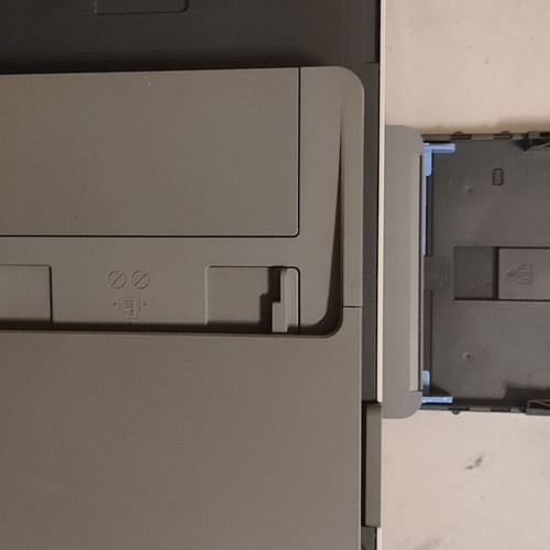 HP OfficeJet 8013 color multifunction printer like new with WiFi and Mobile Print