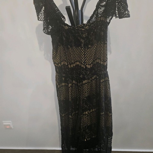 Lynne dress like new, black, size M