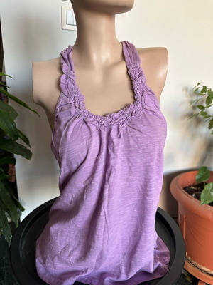 Zara lilac sleeveless top like new with design