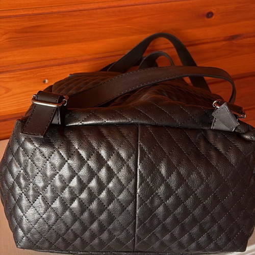 Thiros black backpack bag like new, synthetic leather