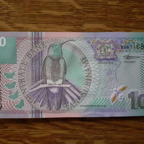 Suriname 10 Dollars 2000 banknote new