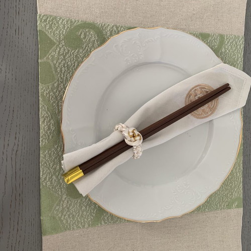Vintage Japanese serving set for 6, unused fabric placemats with chopsticks